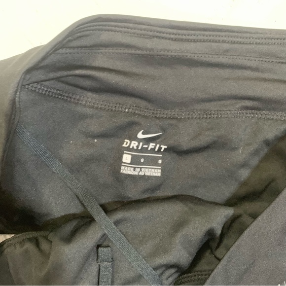 Nike athletic shorts - Picture 4 of 4